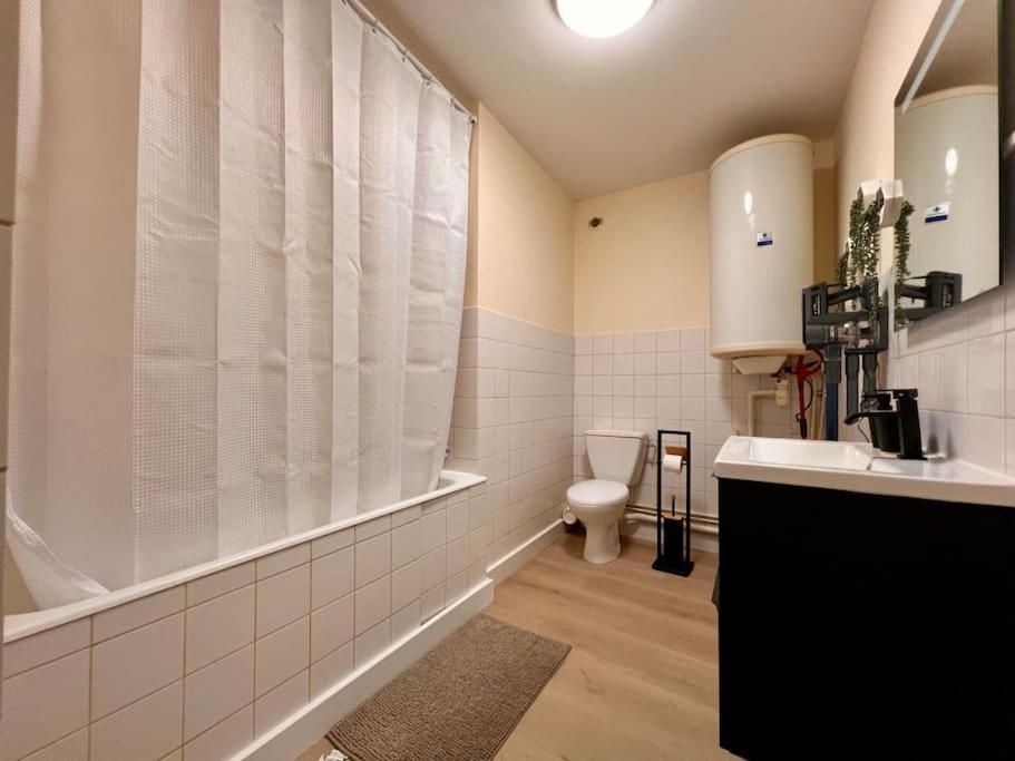 Appartement Climatise 4Prsn Au Pied De La Citadelle Besançon Exteriér fotografie